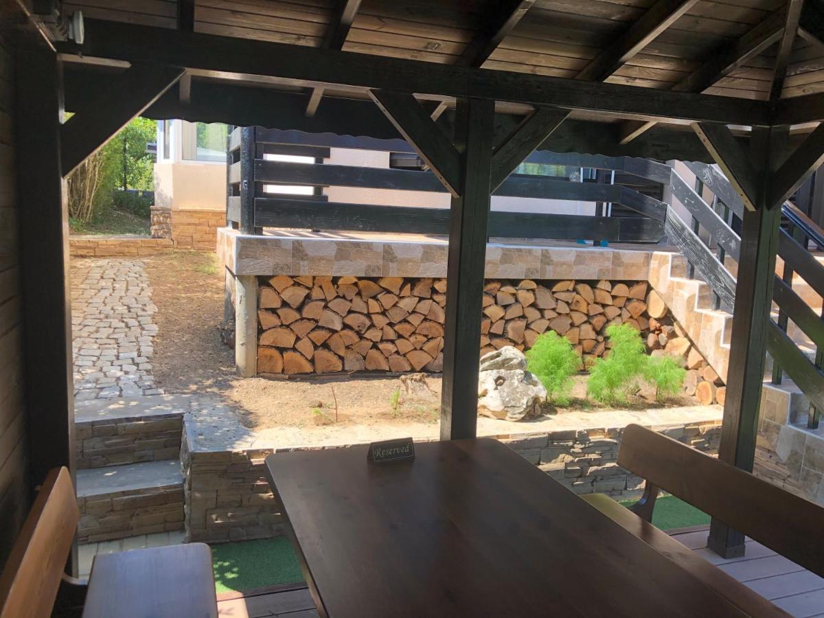 Вила Теkето I Vila Teketo Family Guest House Nikolovo Esterno foto