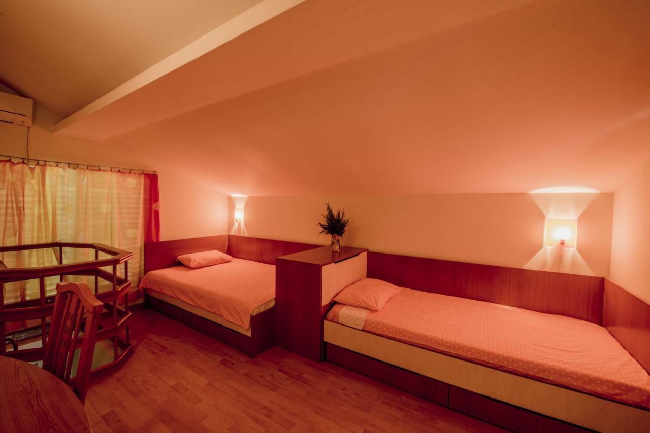 Вила Теkето I Vila Teketo Family Guest House Nikolovo Esterno foto